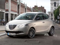 chrysler ypsilon 9