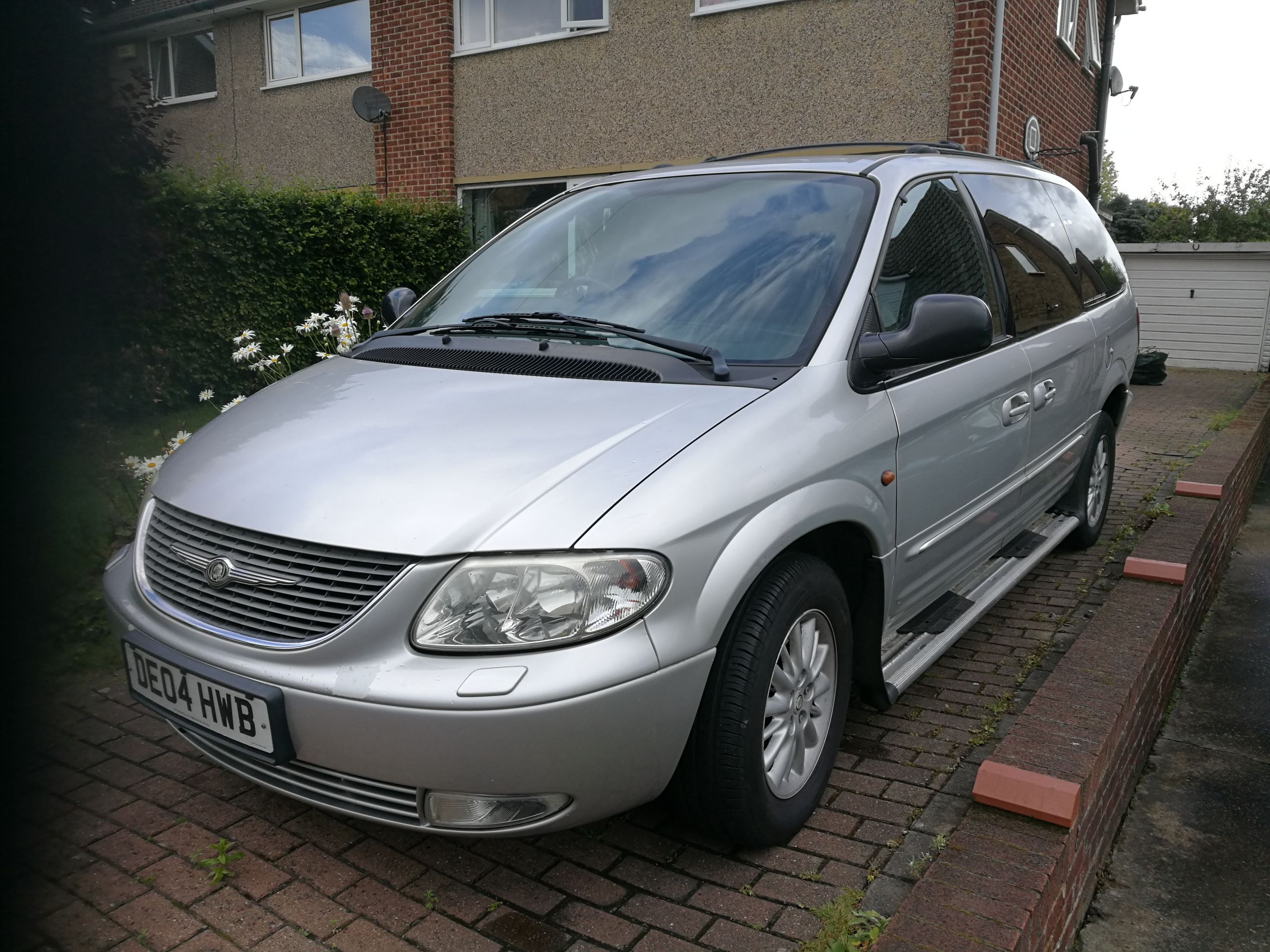 Chrysler Grand Voyager 2.5D limited.